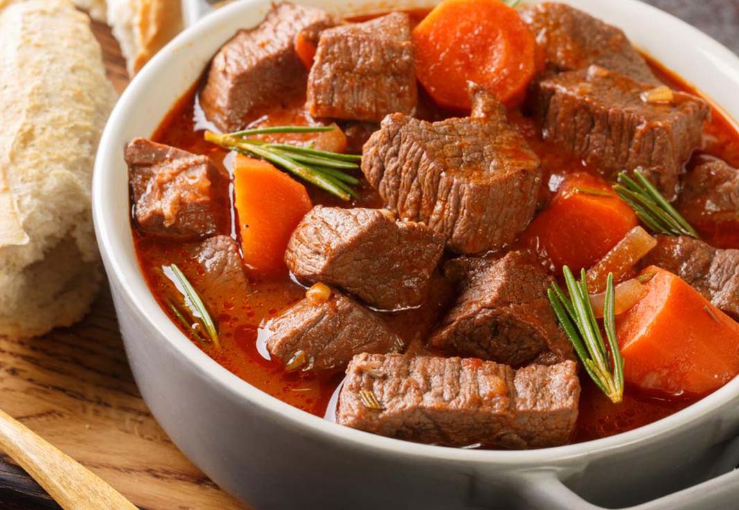 A Culinary Odyssey in Nice: Ten Unmissable Local Restaurants for a True Taste of the French Riviera